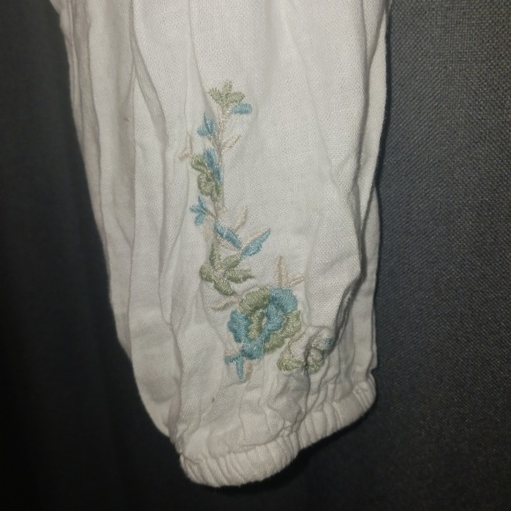 White Pants Elastic Waist Casual Comfy EMBROIDERED Floral Design Size S - Picture 4 of 6
